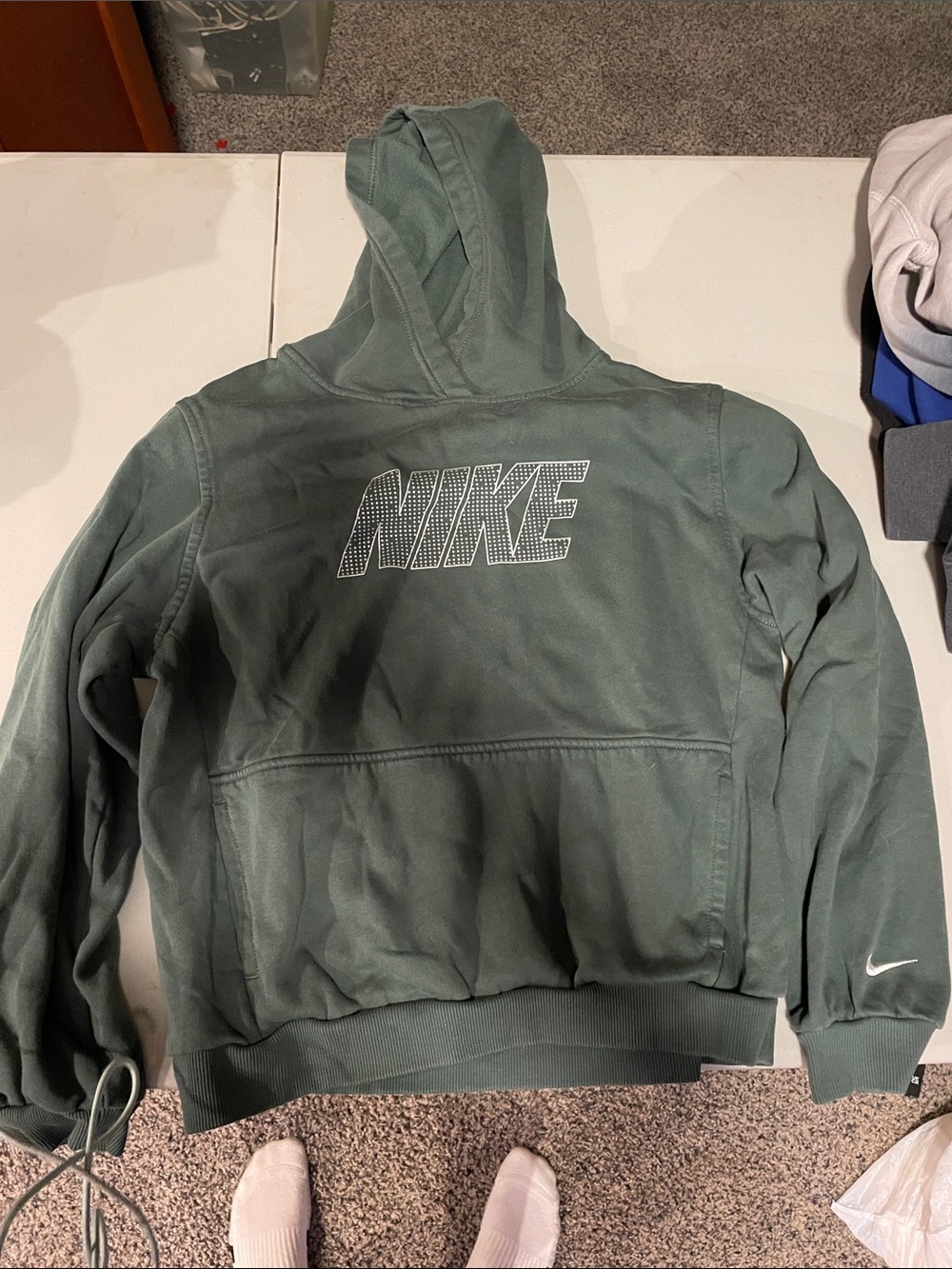 Nike Kids Hooded Sweatshirt in Olive Green